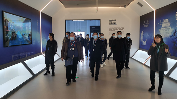 1639016145288657.jpg 561639012341_.pic_hd.jpg